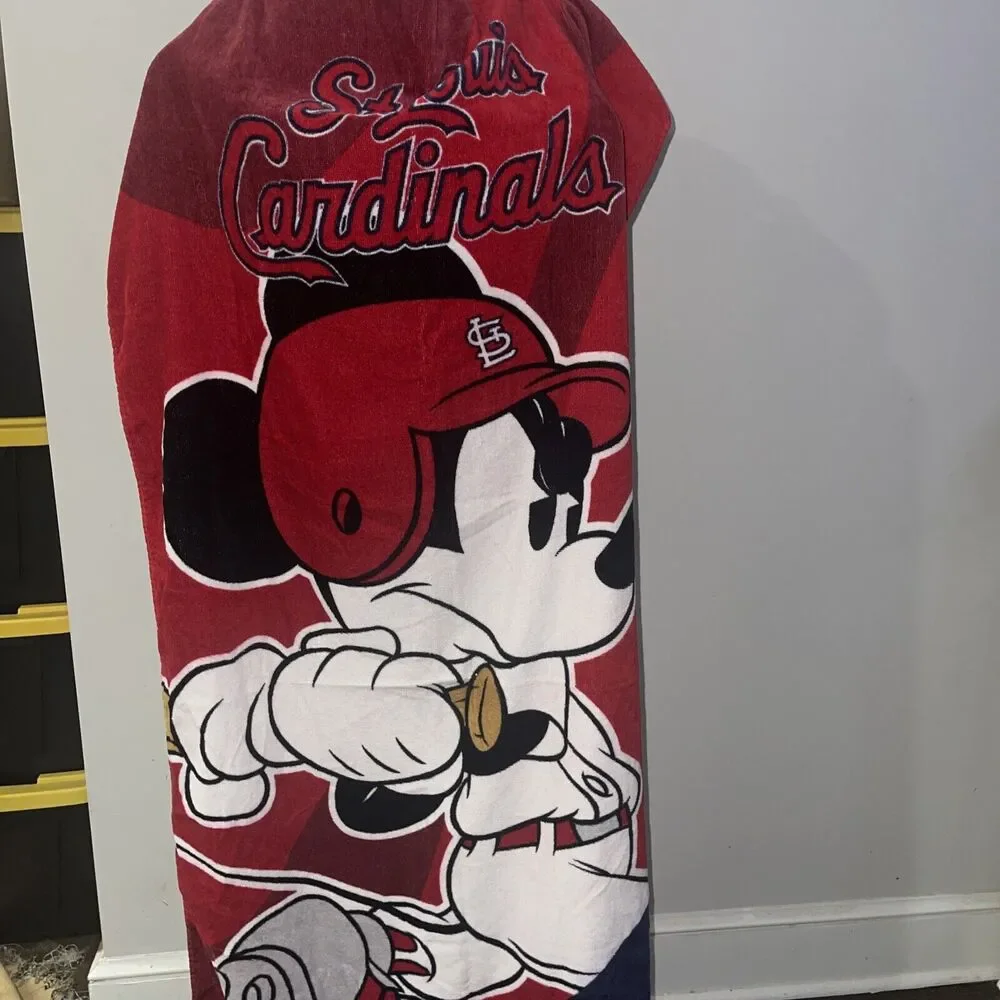 Northwest St. Louis Cardinals MLB Mickey Mouse Wind Up Beach Towel Mm43